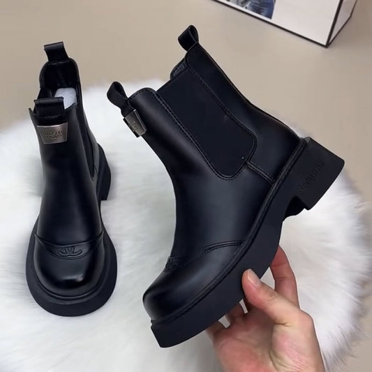 PREMIUM LEATHER CHELSEA BOOTS