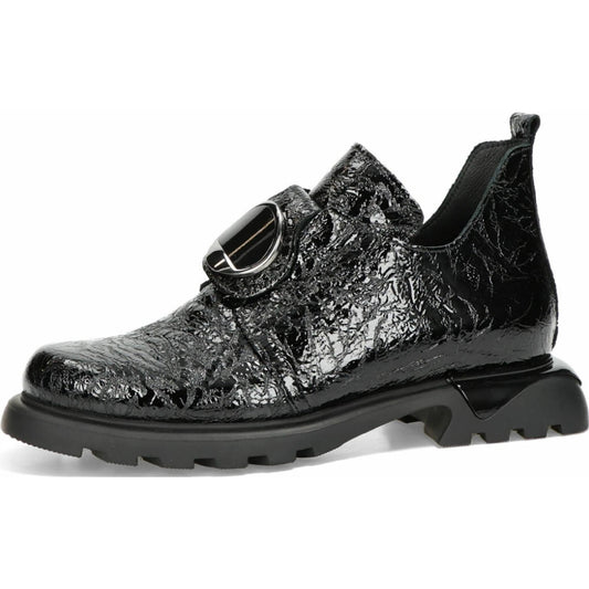 Women's leather low shoes black