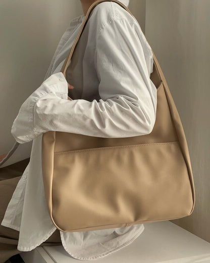 Non-Adjustable Strap Bag