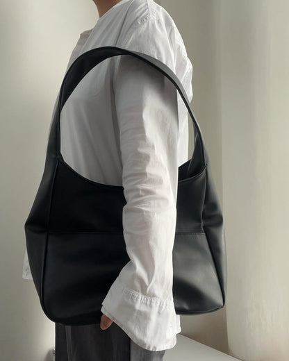 Non-Adjustable Strap Bag